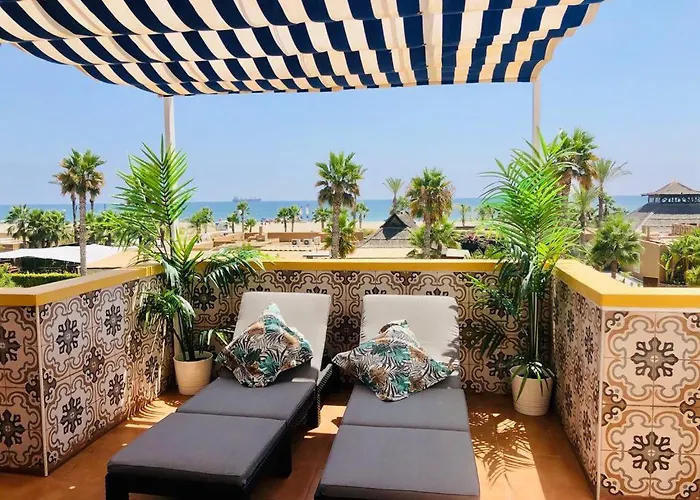 Ático de lujo en primera línea 2 balcones con vistas al mar, Vera Playa